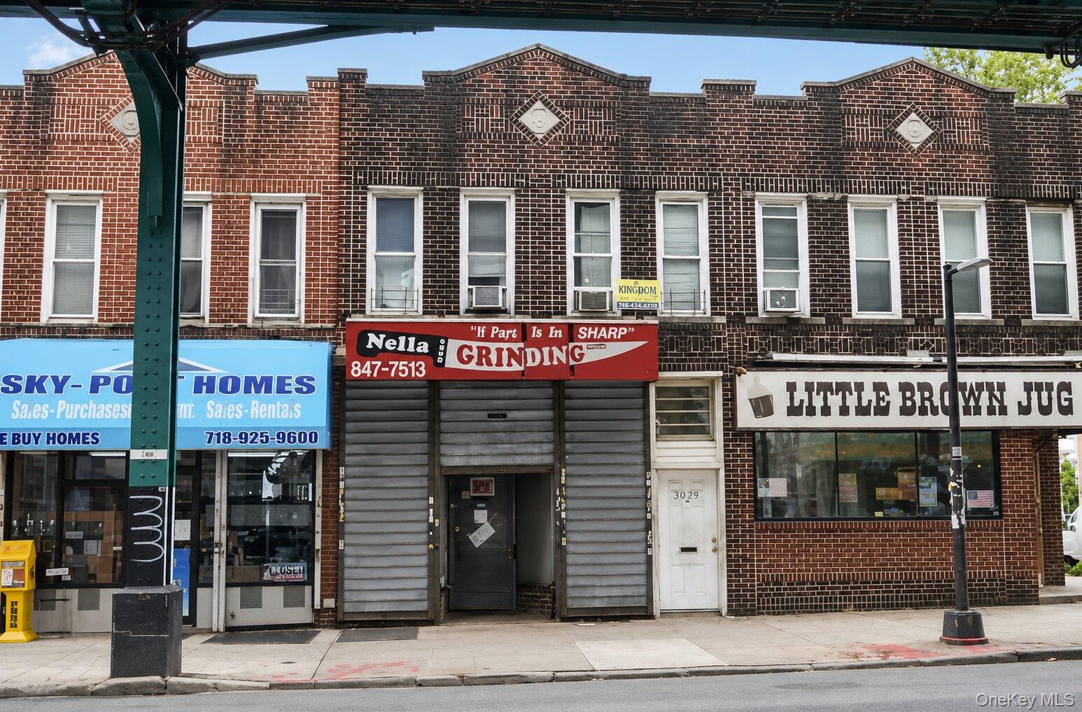 12404 Jamaica Avenue Property Photo 1