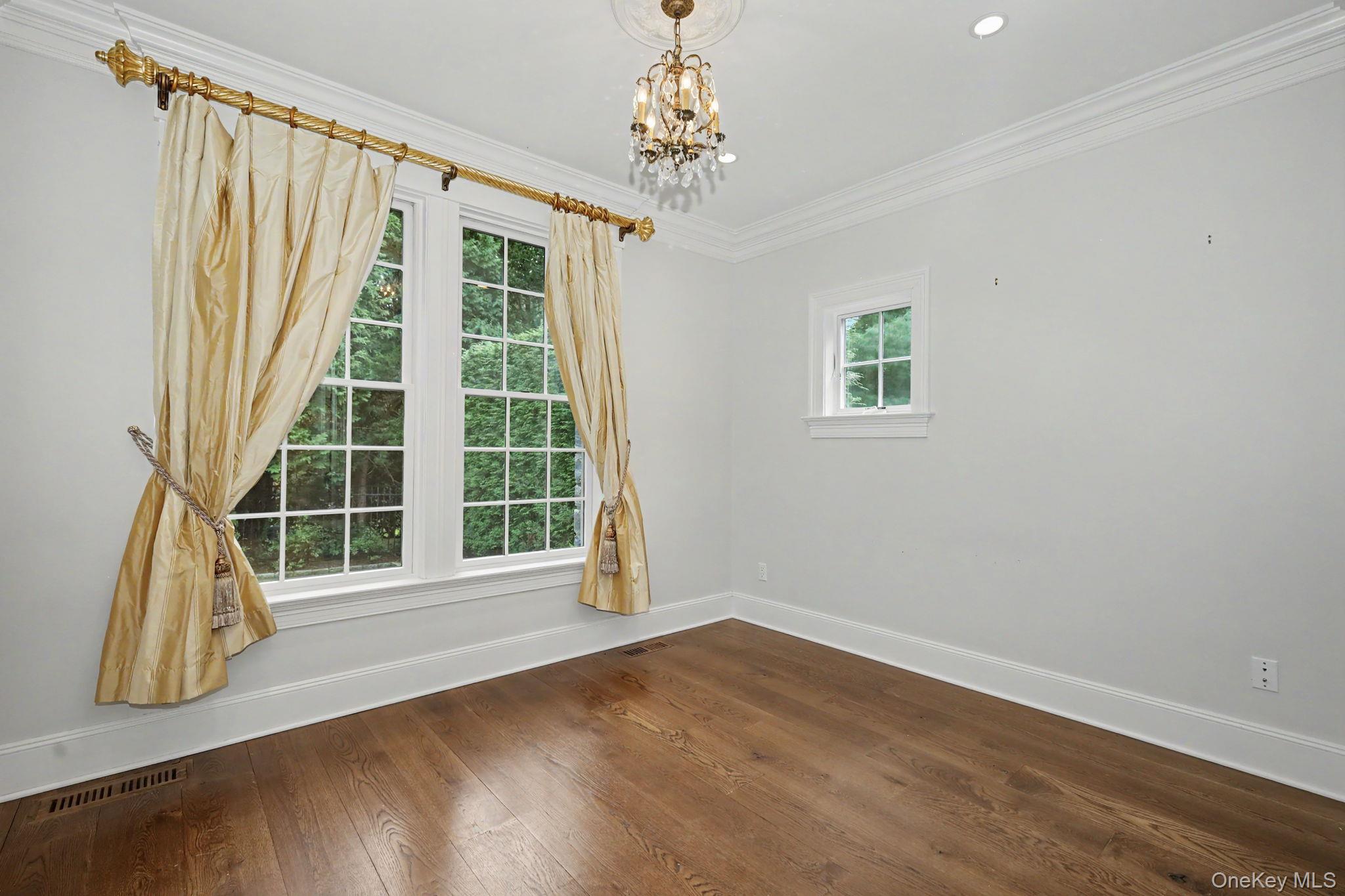 386 Westover Road Property Photo 29