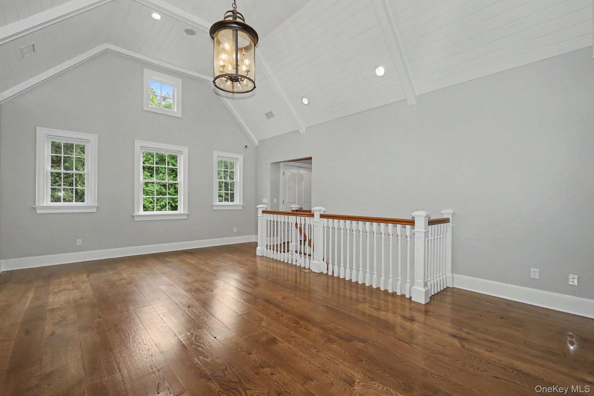 386 Westover Road Property Photo 32