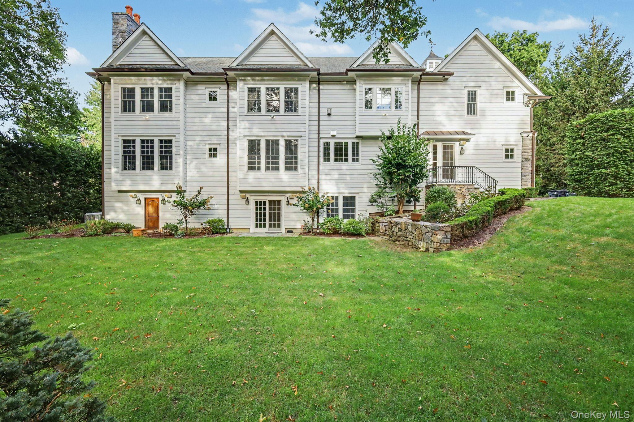 386 Westover Road Property Photo 45