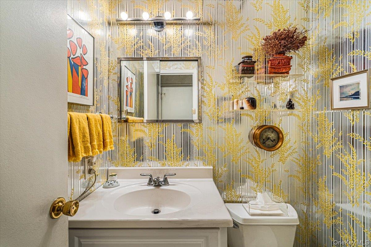 4 Spring Hollow Property Photo 11
