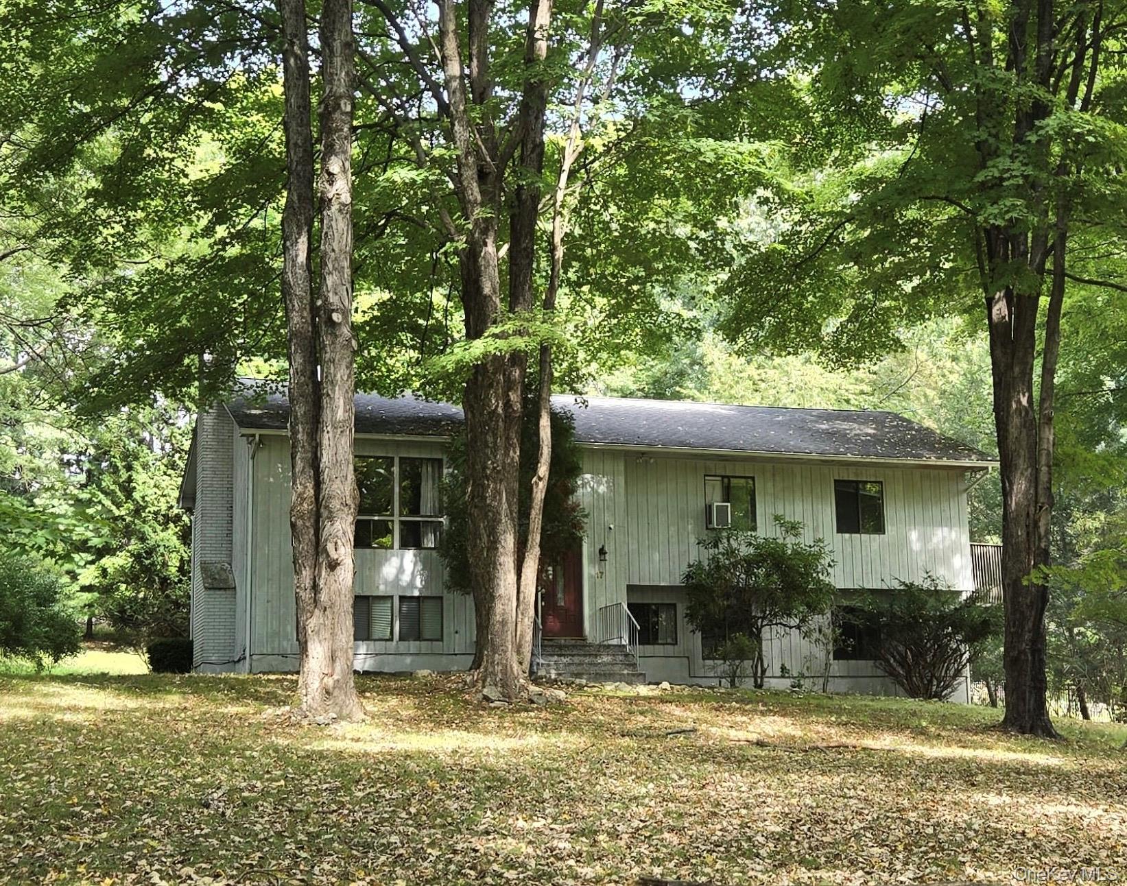 17 Franklin Drive Property Photo 2