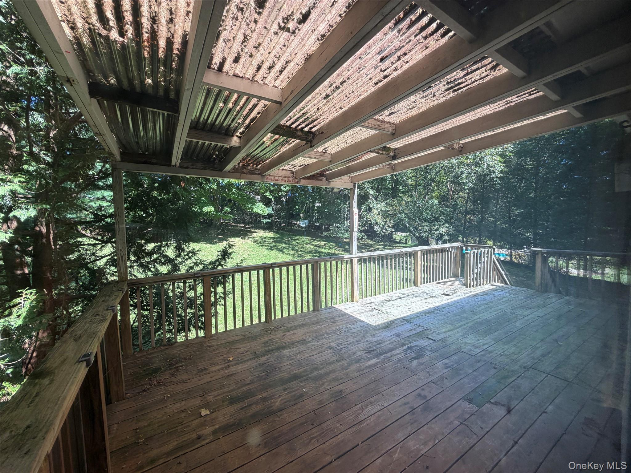 17 Franklin Drive Property Photo 12