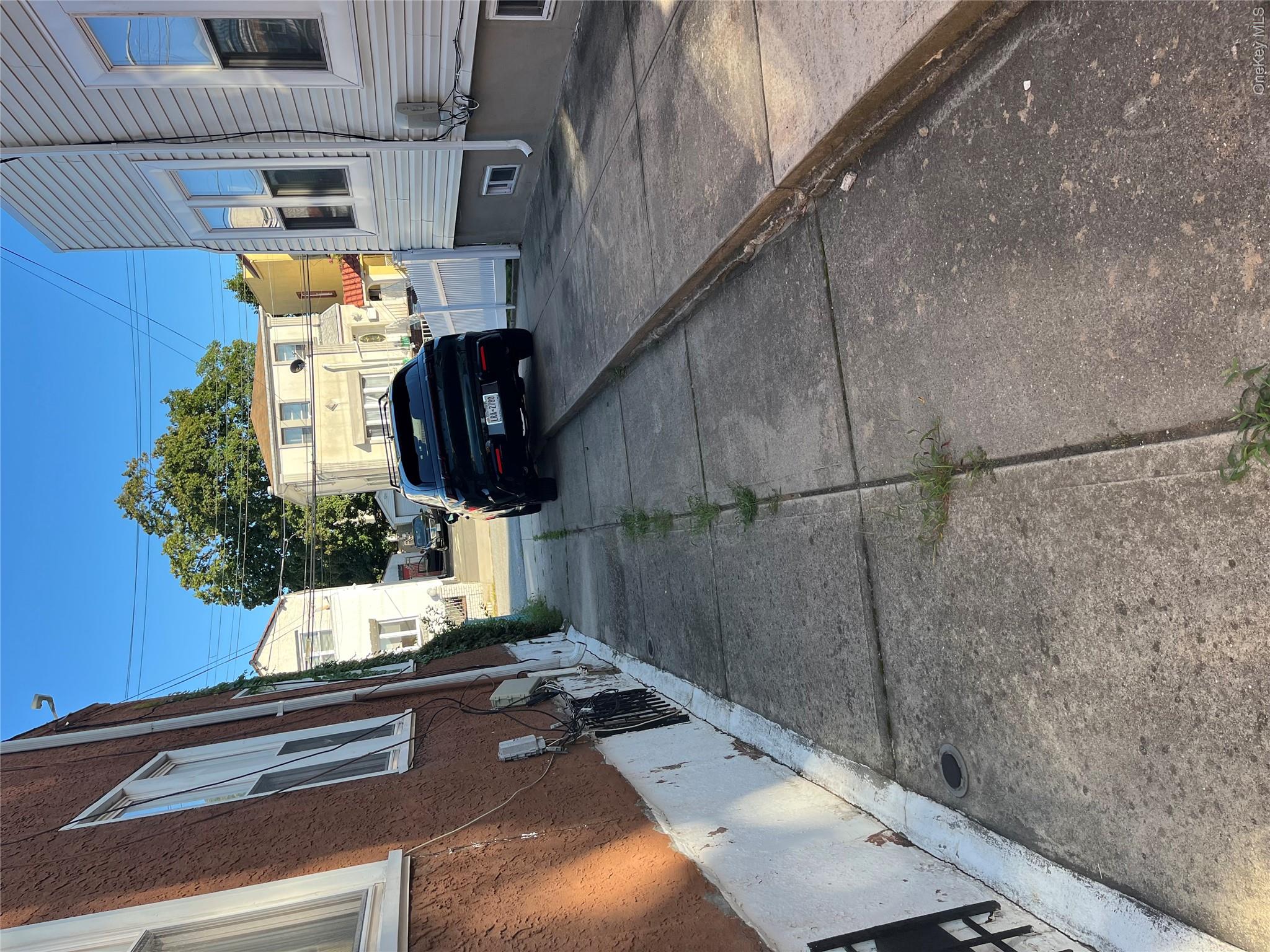 13940 231st Street Property Photo 4
