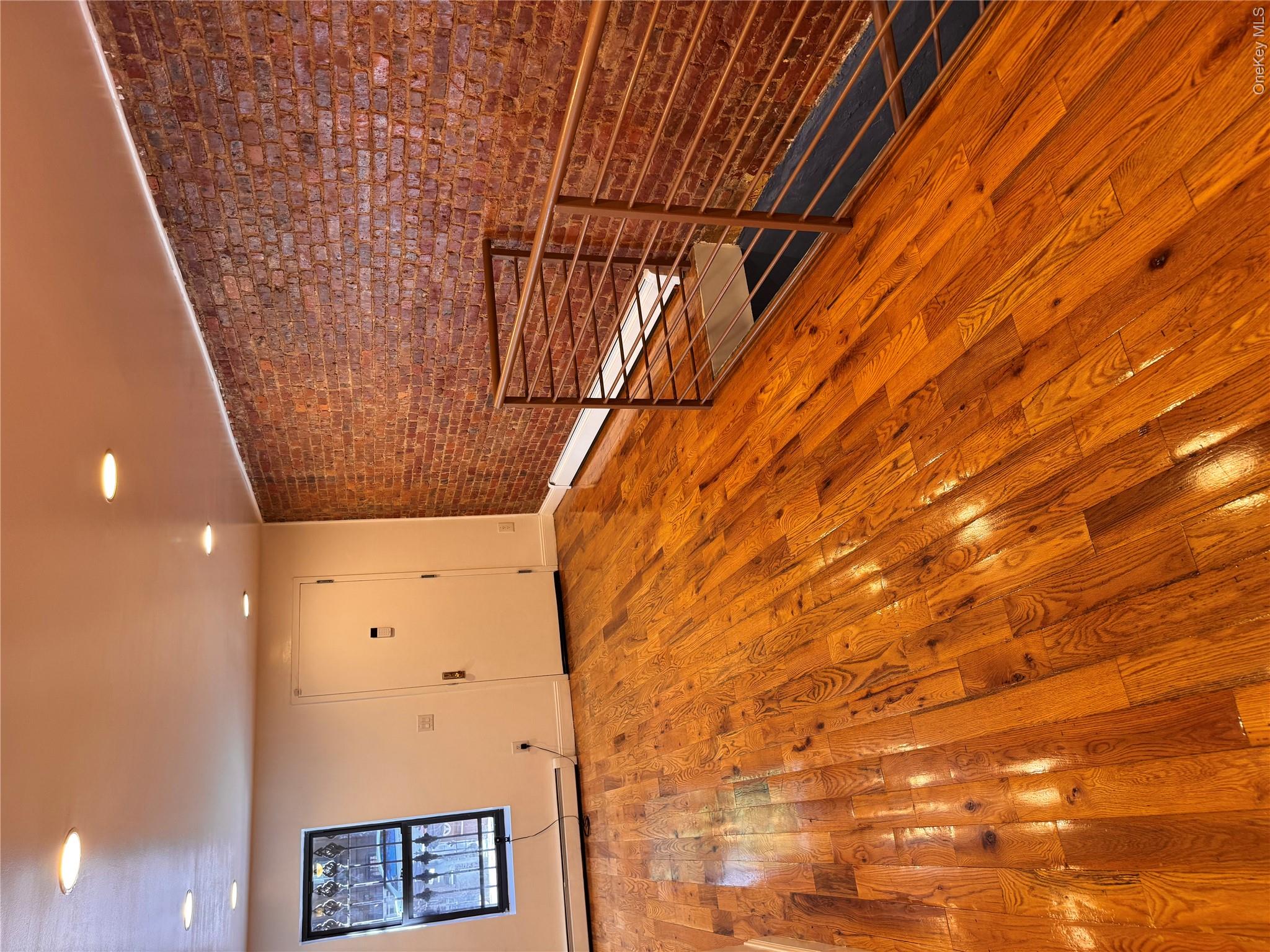 887 Lafayette Avenue Property Photo 10