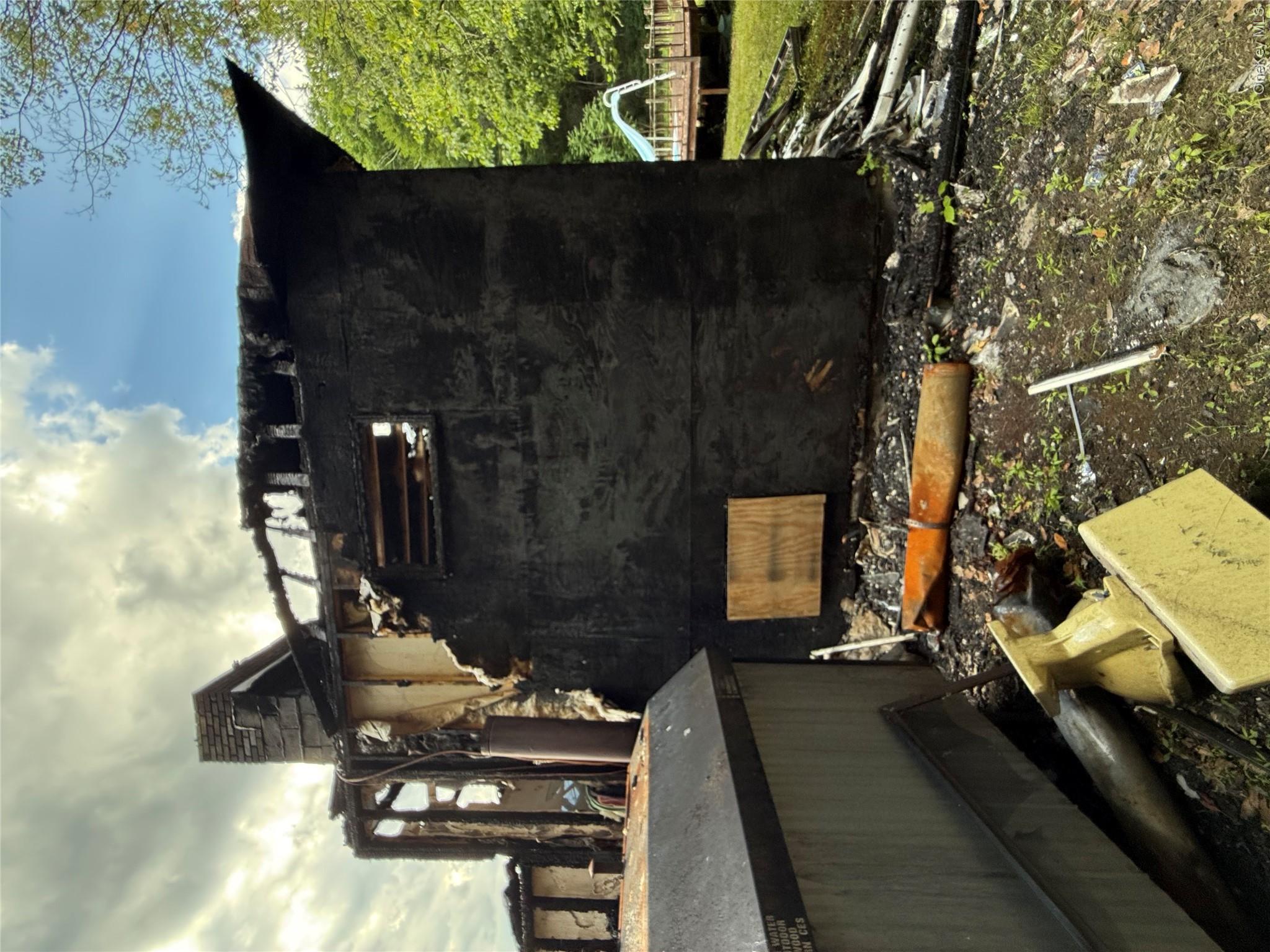 592 State Highway 97 Property Photo 4