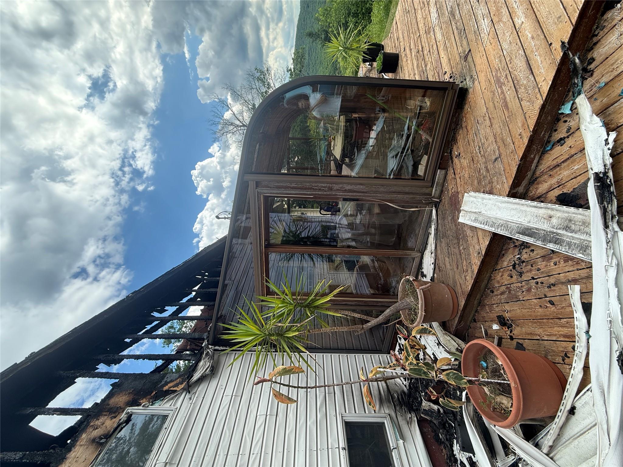 592 State Highway 97 Property Photo 9