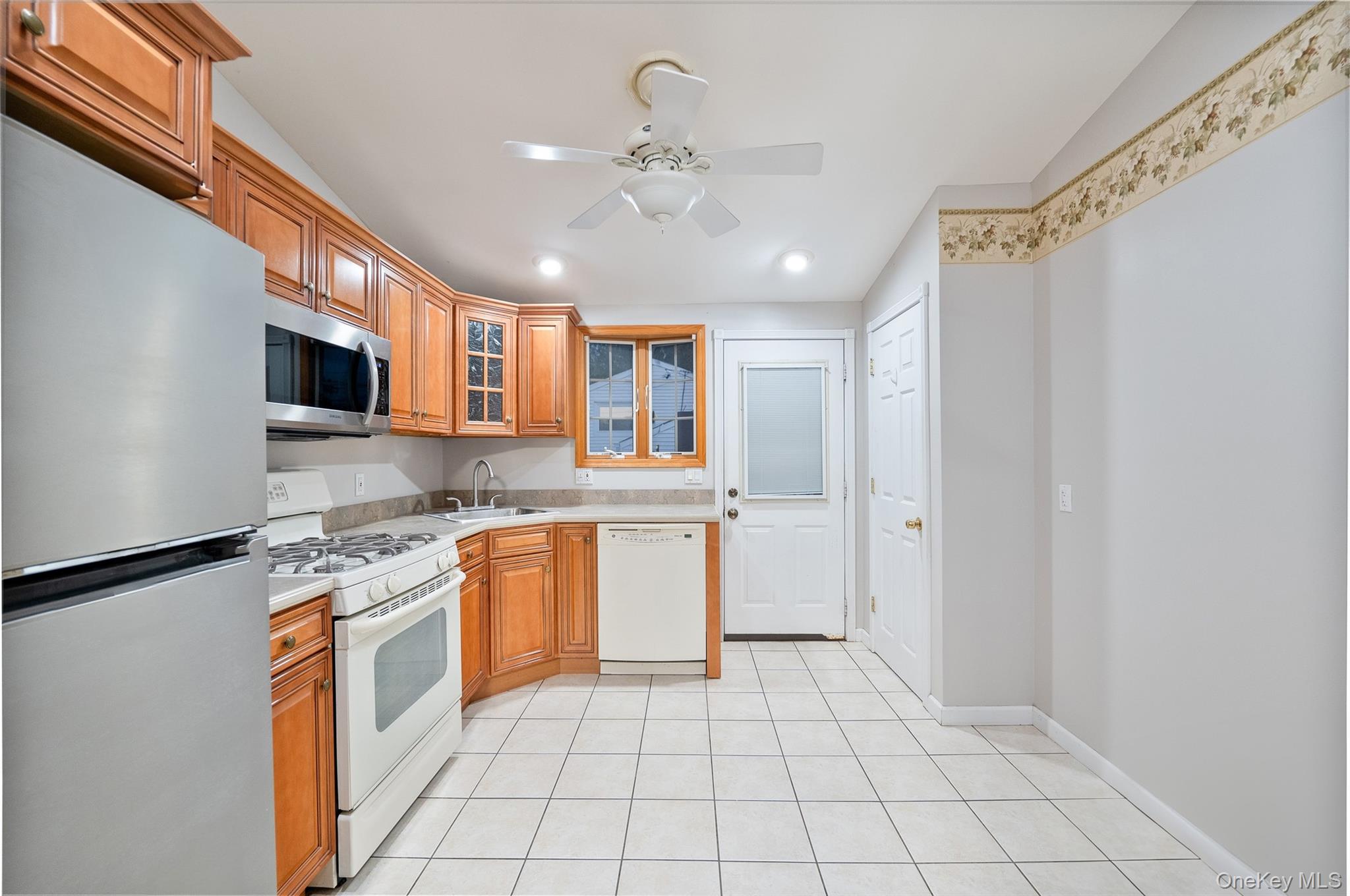 423 Westview Avenue Property Photo 12