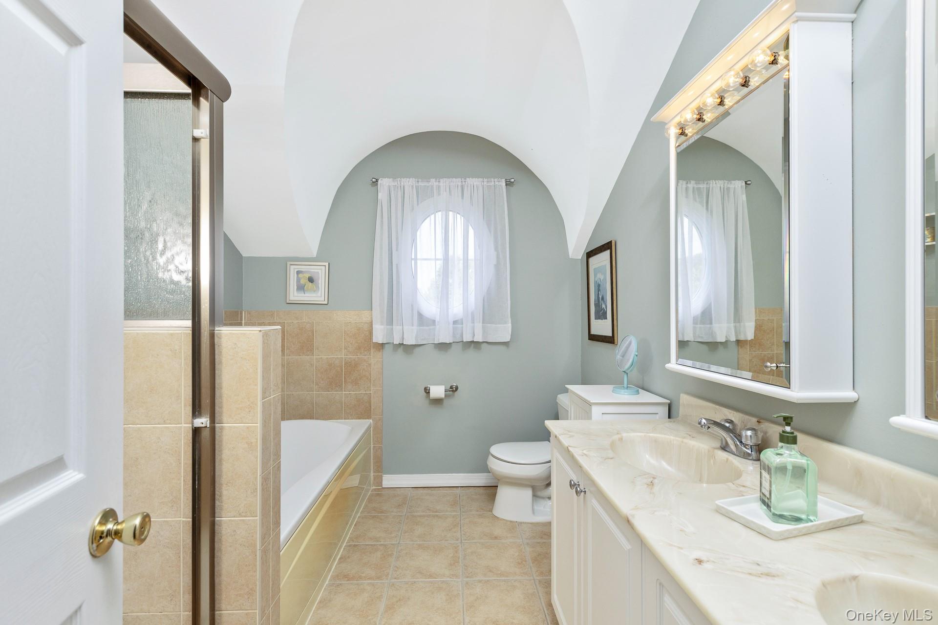 143 Paddington Circle Property Photo 17