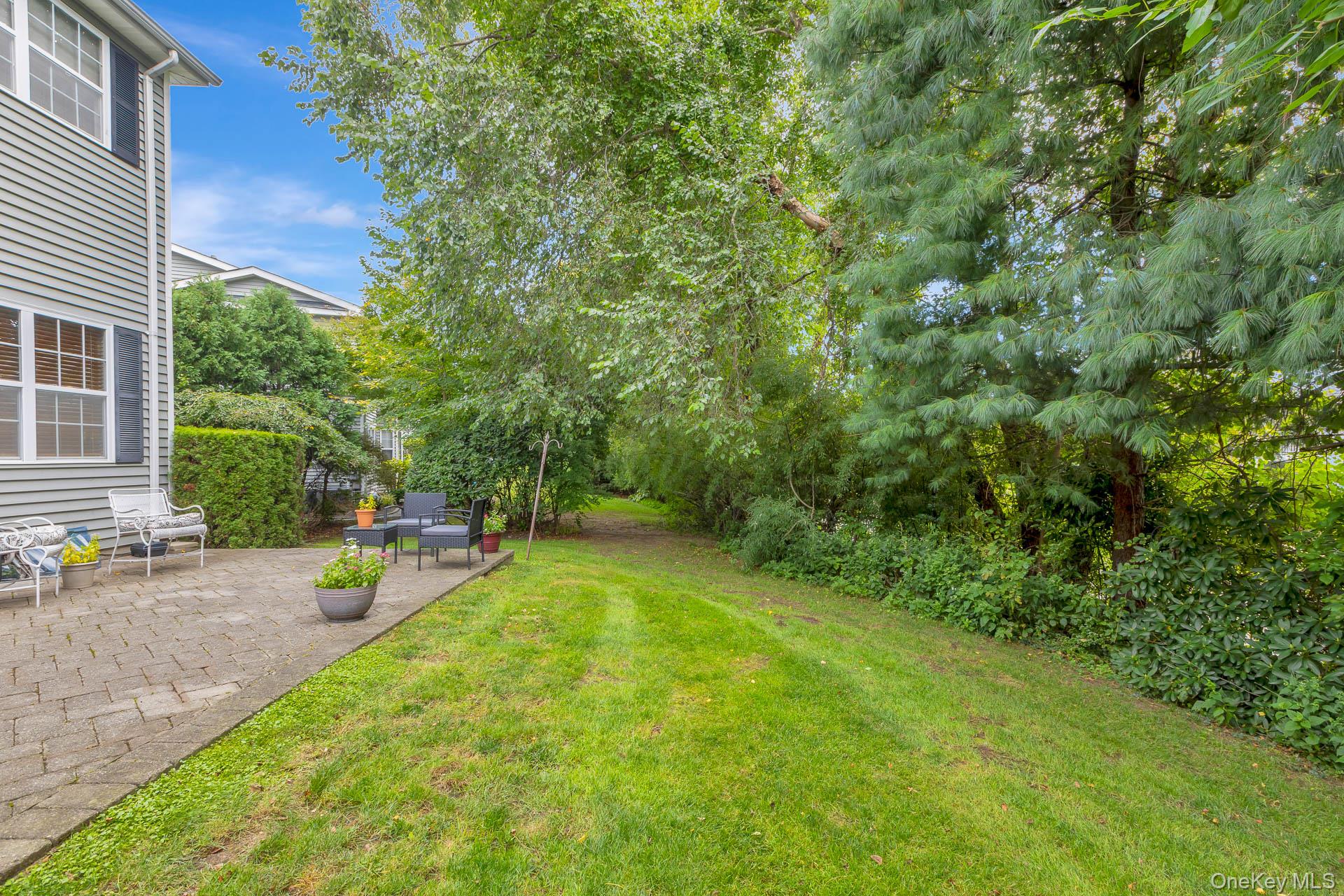 143 Paddington Circle Property Photo 24