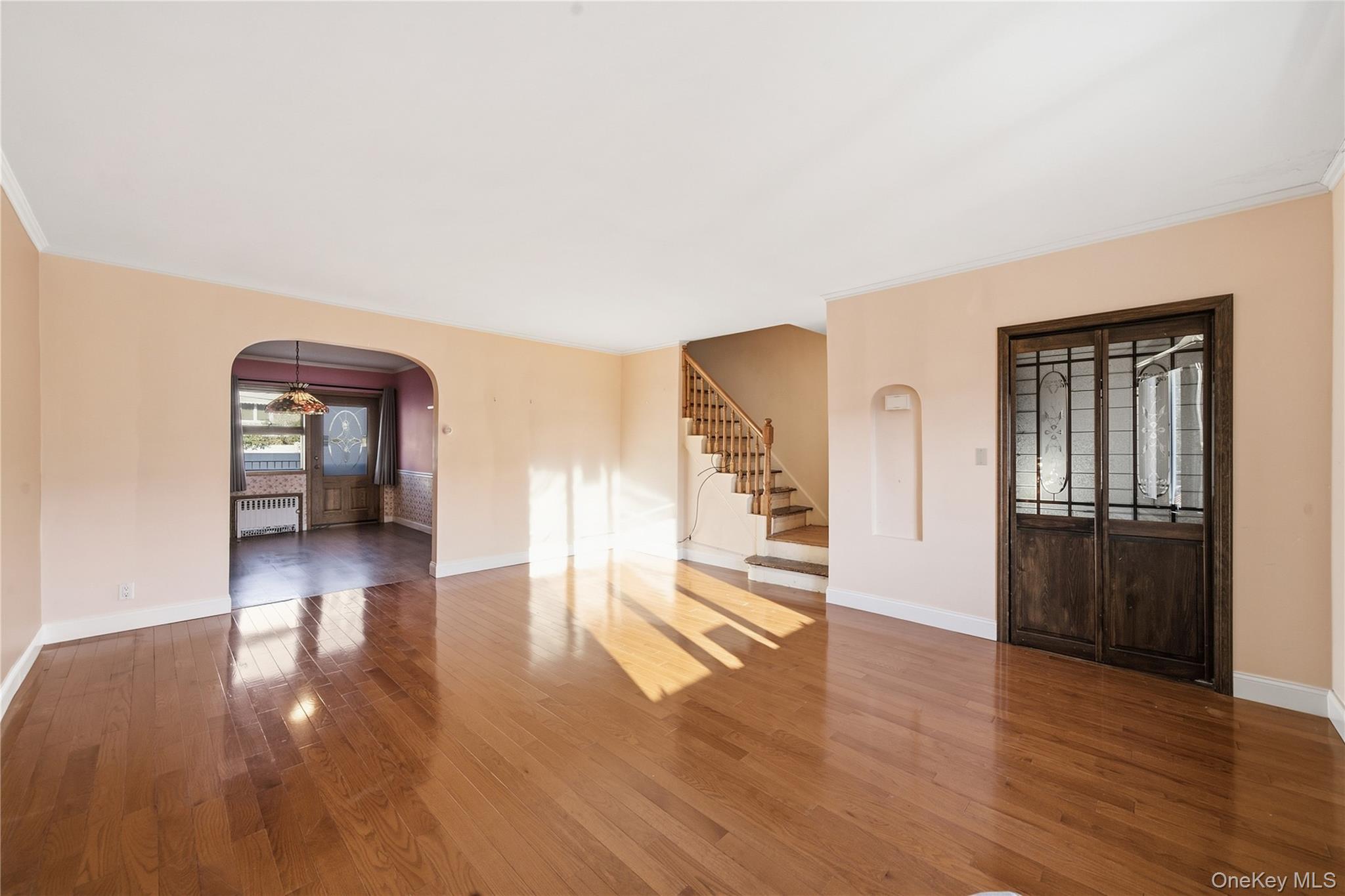 61-17 81st Street Property Photo 4
