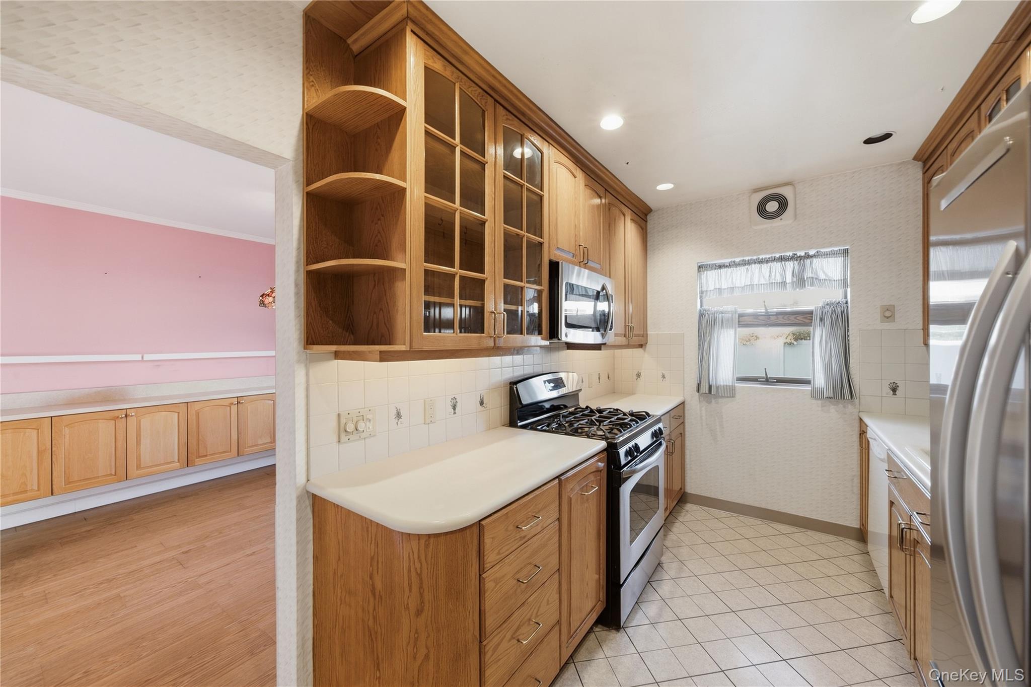 61-17 81st Street Property Photo 8