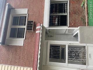 1181 E 223rd Street Property Photo 2
