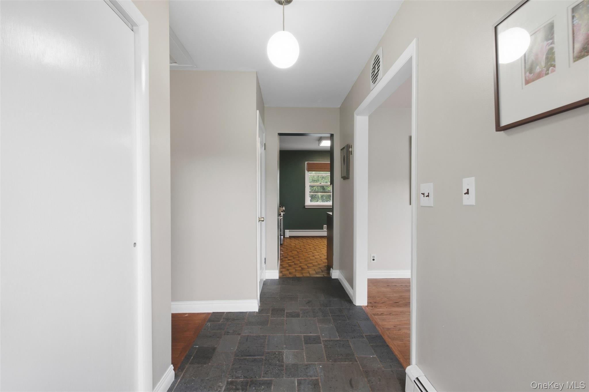 1 Schuyler Lane Property Photo 4