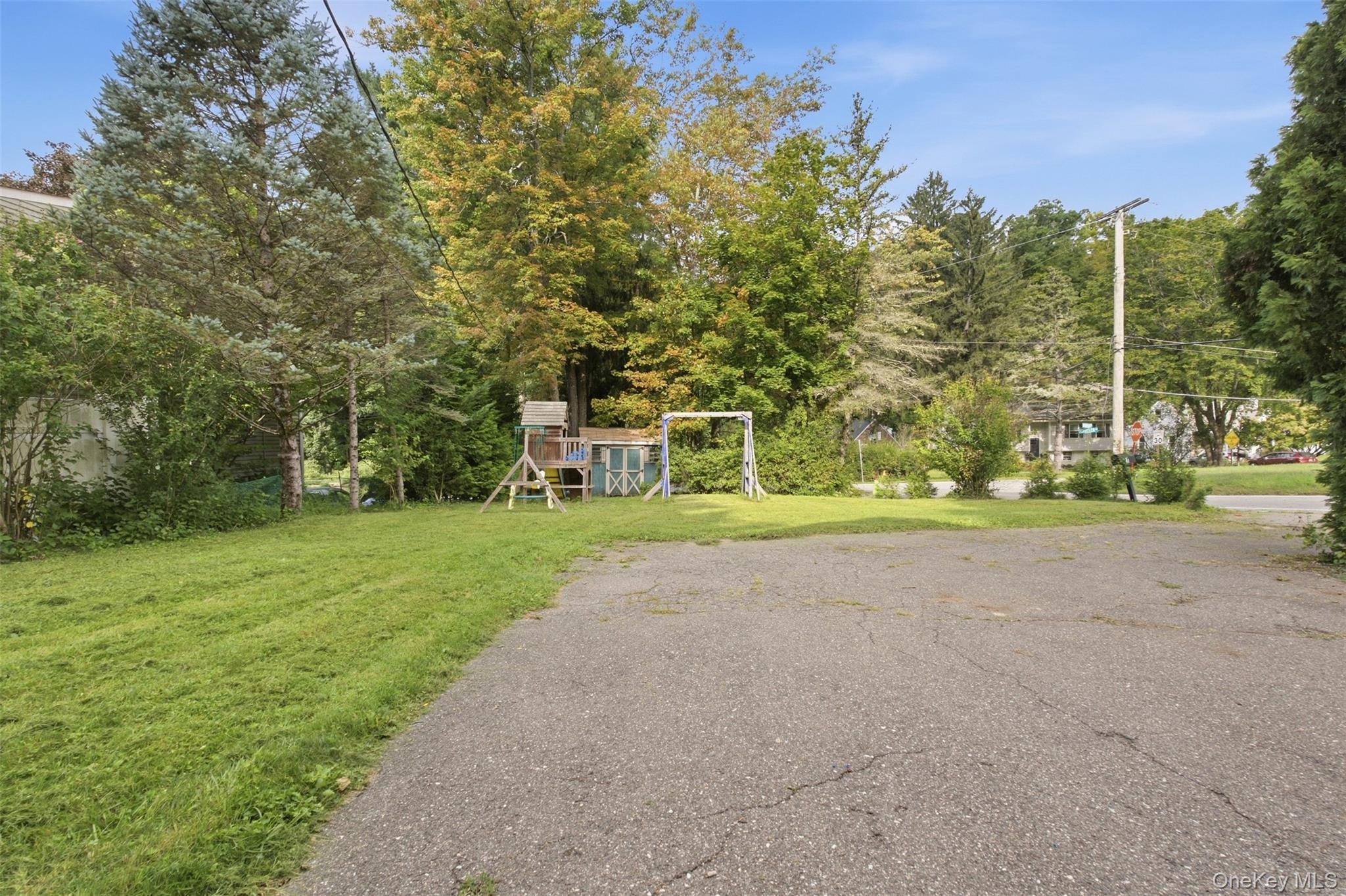 1 Schuyler Lane Property Photo 36