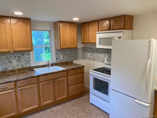 57 N Washington Avenue Property Photo 2