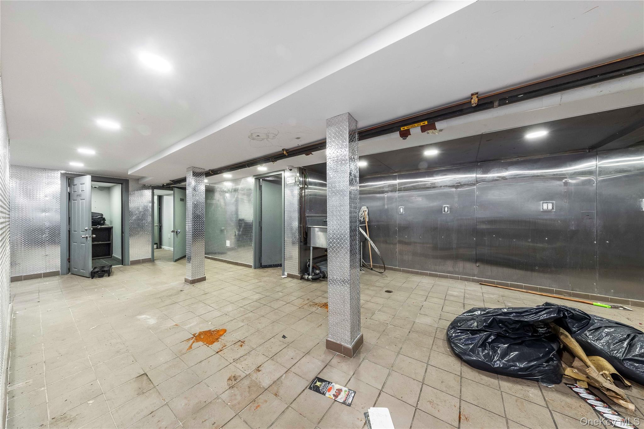 342 Ridgewood Avenue Property Photo 12