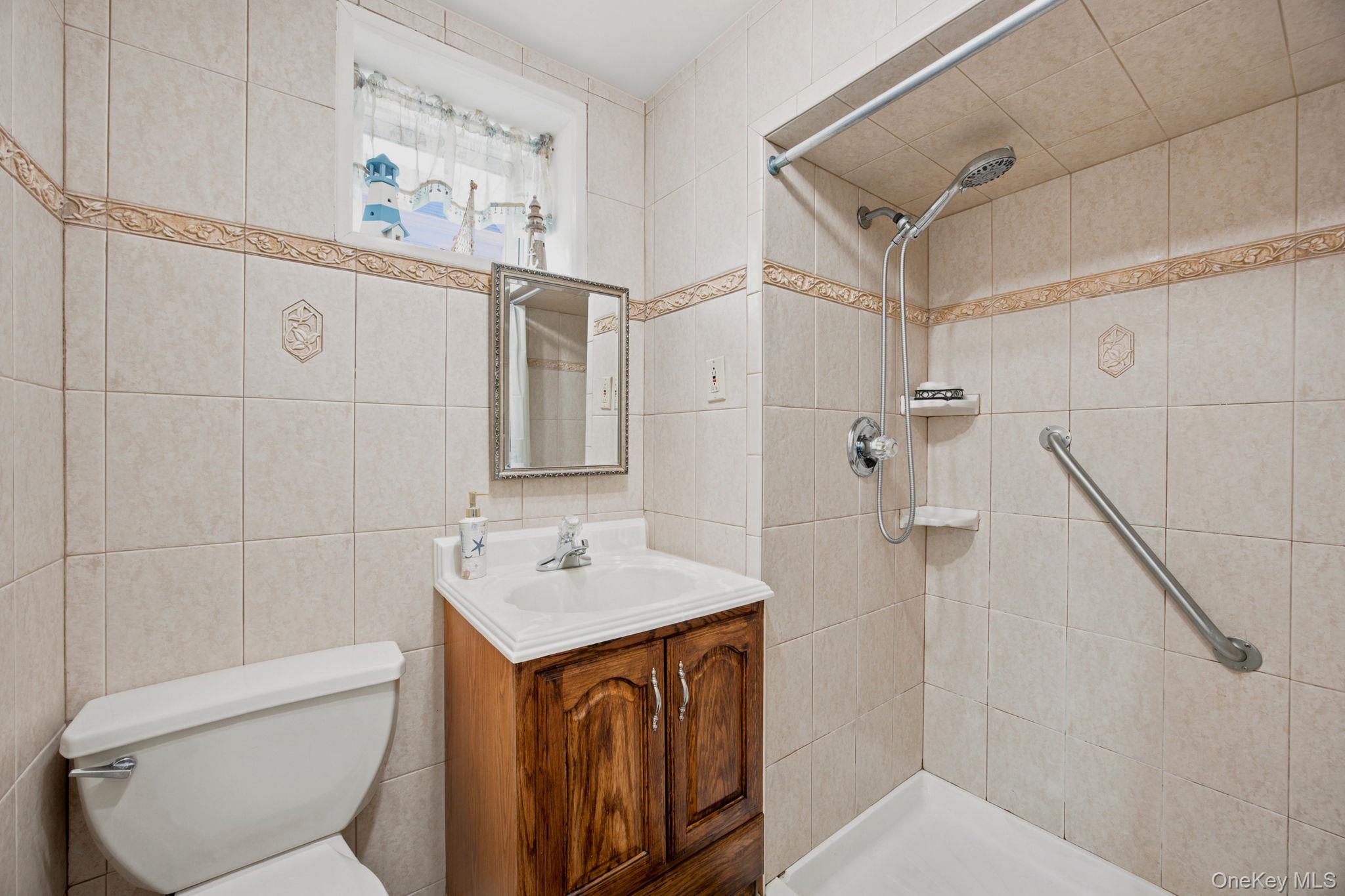 293 85th Avenue Property Photo 18