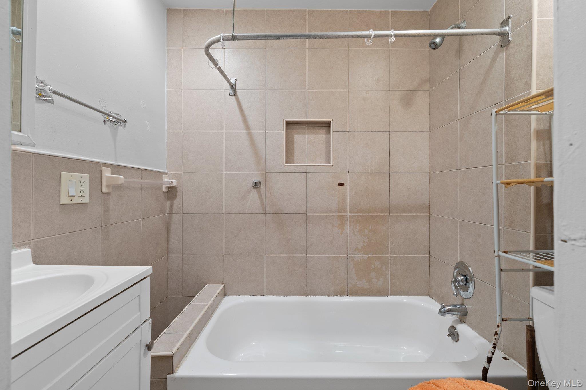 367 Quincy Street Property Photo 14