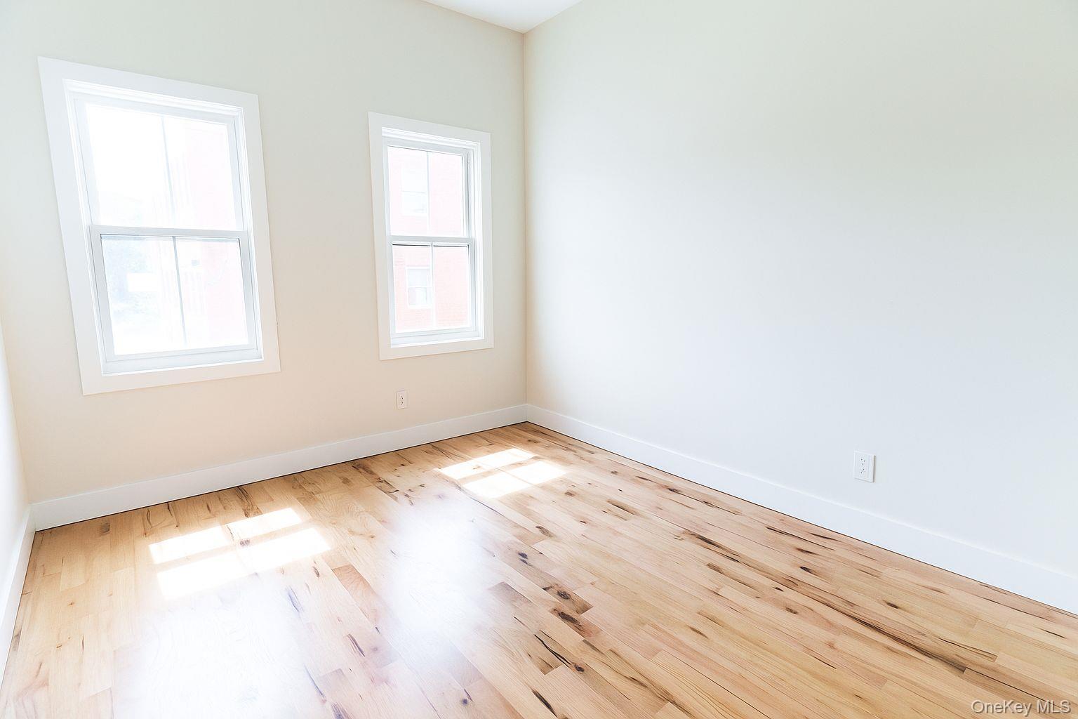 328 Columbia Street 2 Property Photo 6