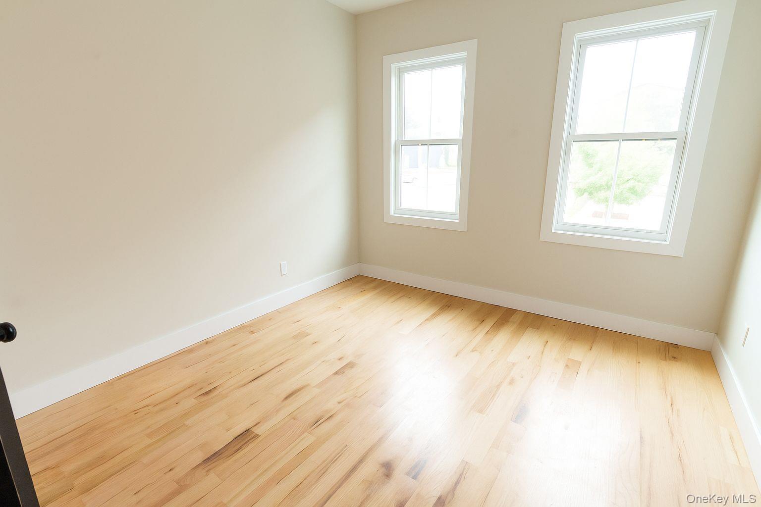 328 Columbia Street 2 Property Photo 8