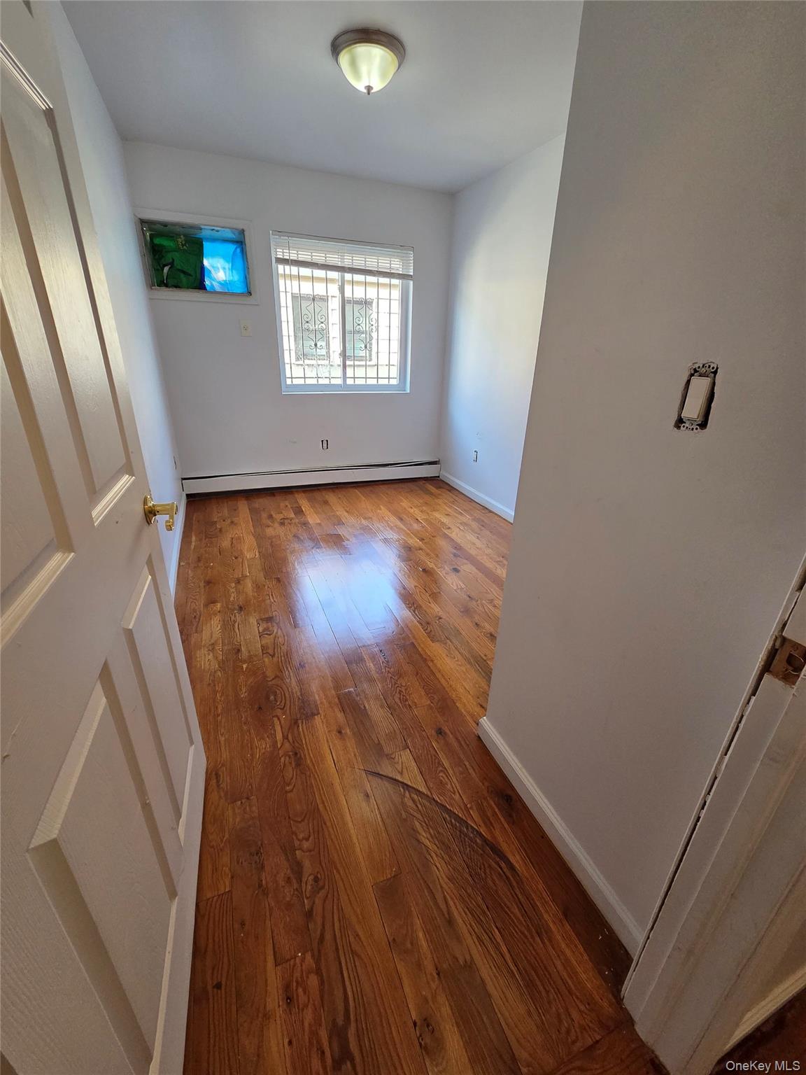 128 Pugsley Avenue 2 Property Photo 6