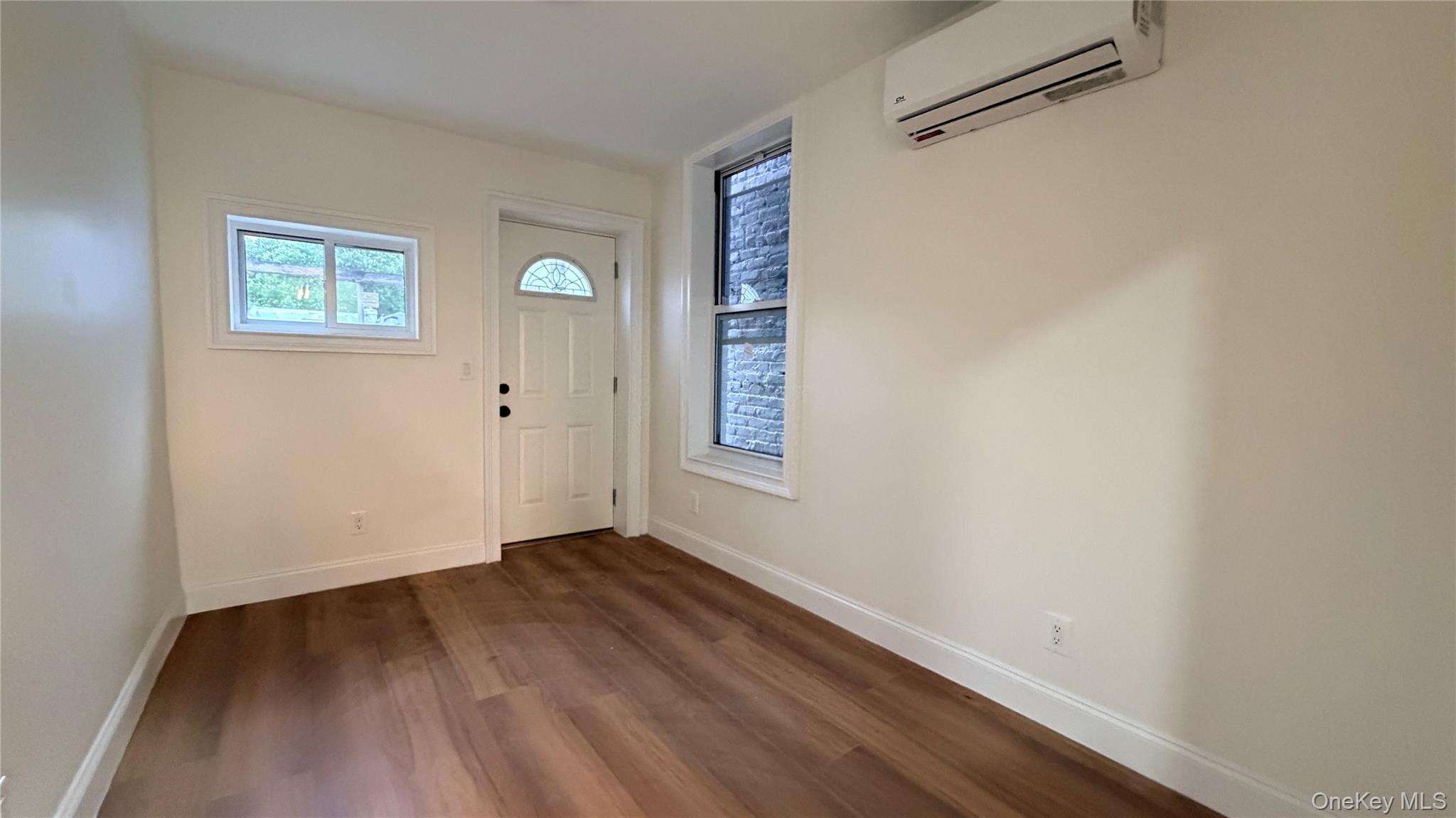 1931 Mayflower Avenue Property Photo 10
