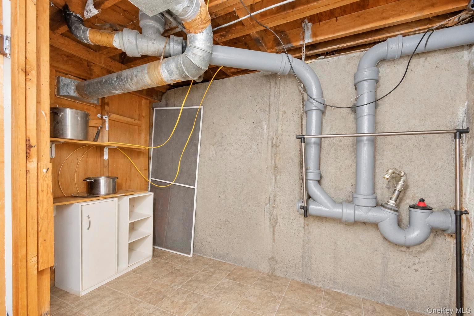 8 Norwalk Lane Property Photo 18