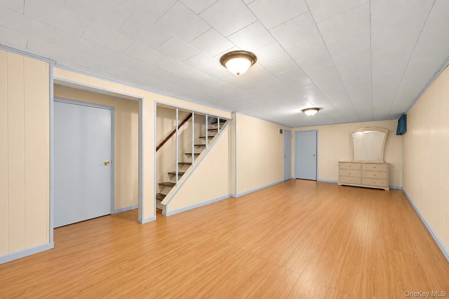 8 Norwalk Lane Property Photo 22