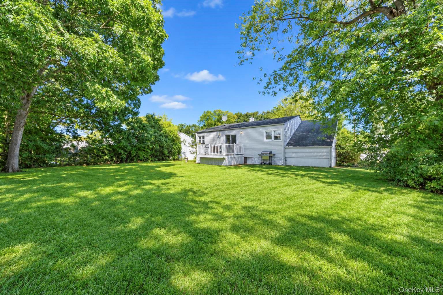 8 Norwalk Lane Property Photo 31