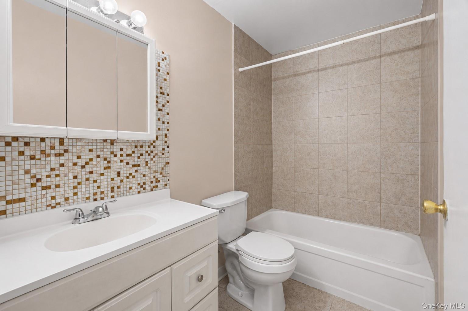 1166 Bergen Avenue Property Photo 8