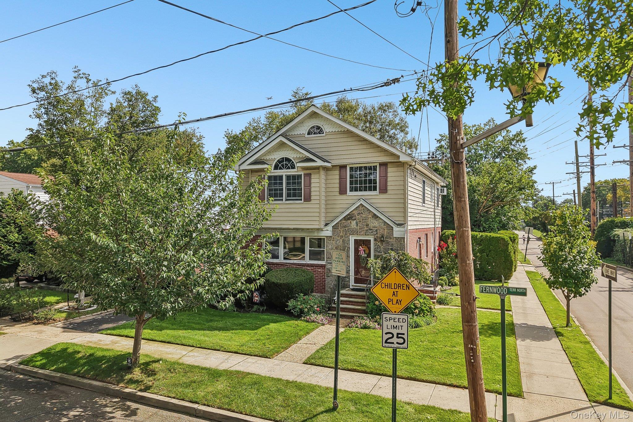 2 Fernwood Terrace Property Photo 1