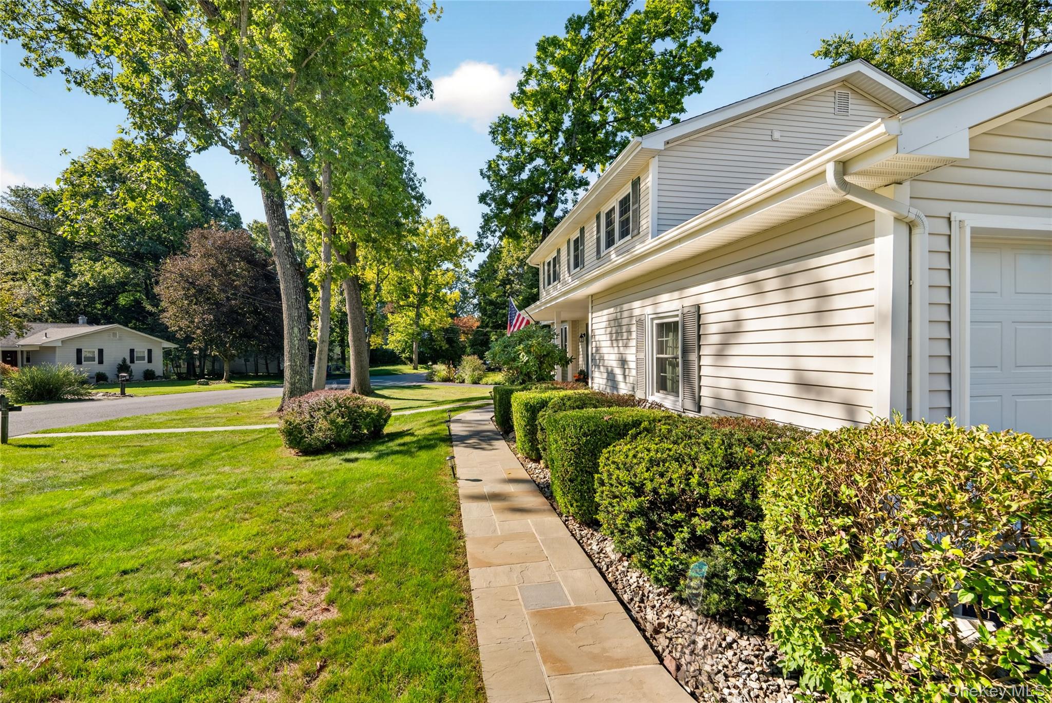 4 Wayne Drive Property Photo 2