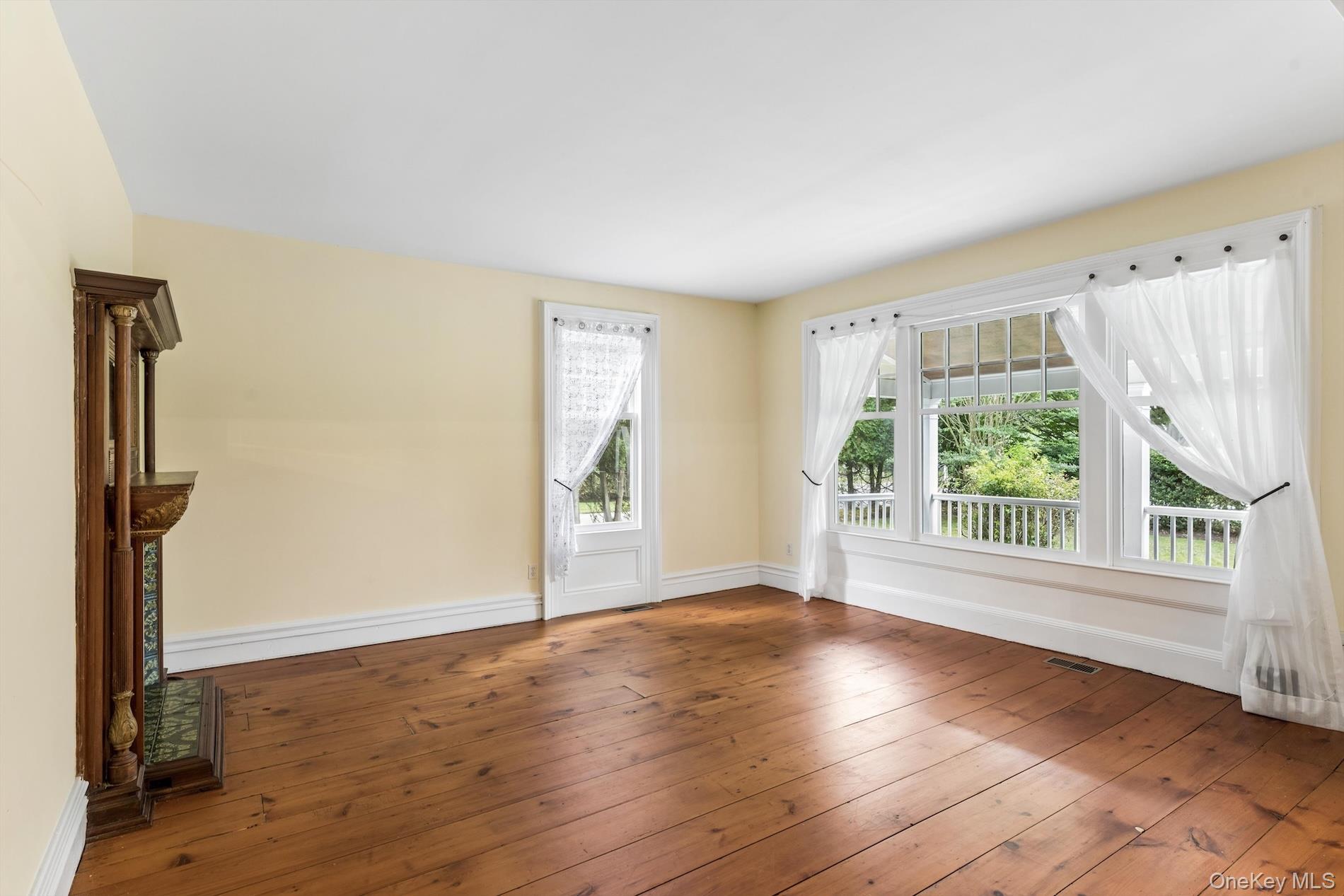 25105 Main Road Property Photo 8