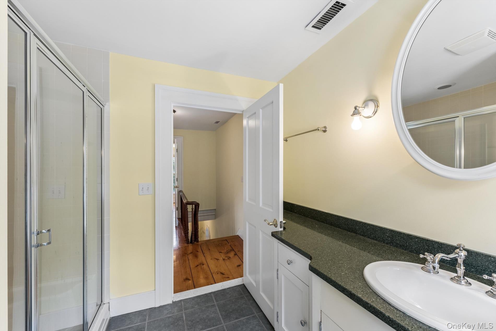 25105 Main Road Property Photo 18