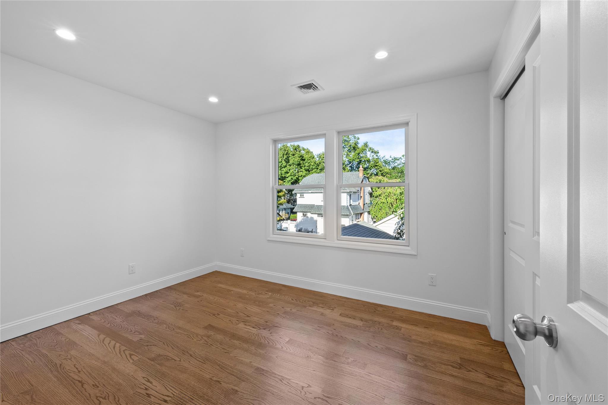 78 Taft Avenue Property Photo 29