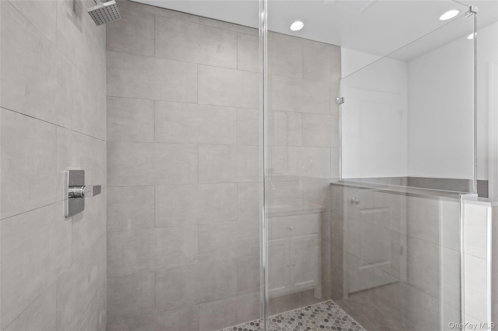 78 Taft Avenue Property Photo 37