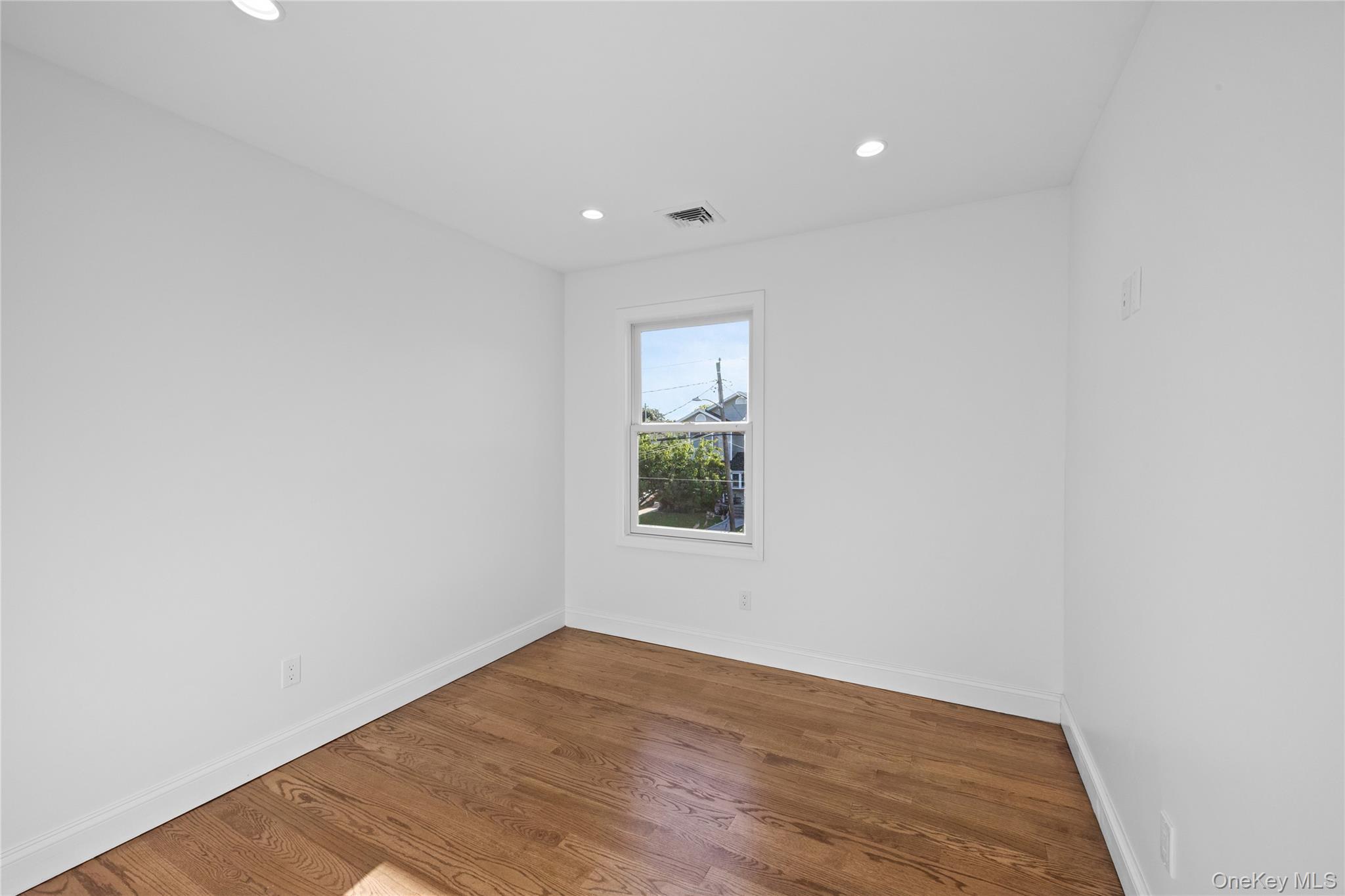 78 Taft Avenue Property Photo 41