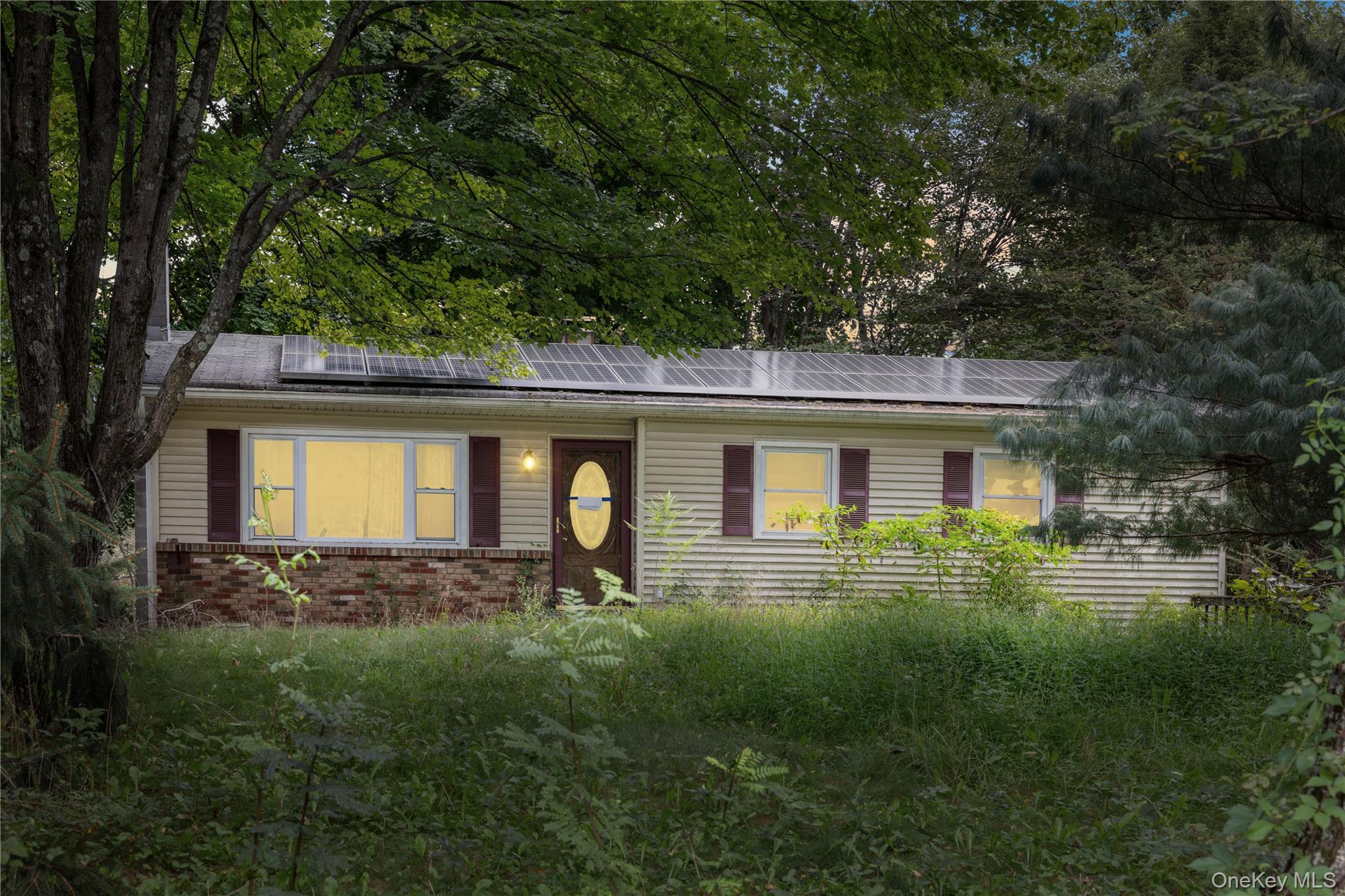 21 Elizabeth Drive Property Photo 2