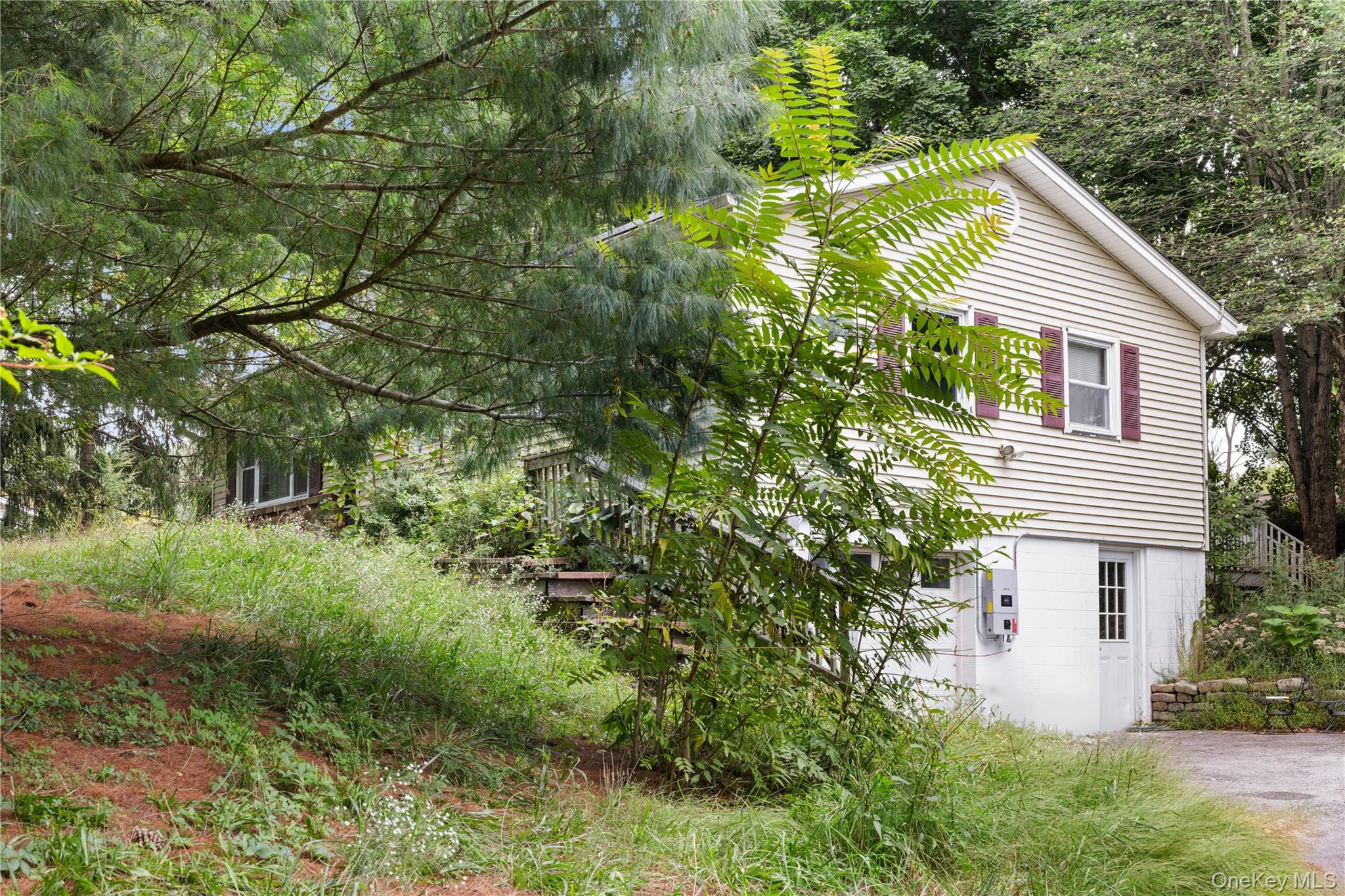 21 Elizabeth Drive Property Photo 9