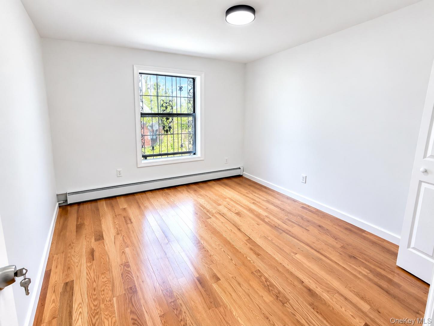 2105 Seward Avenue Property Photo 6