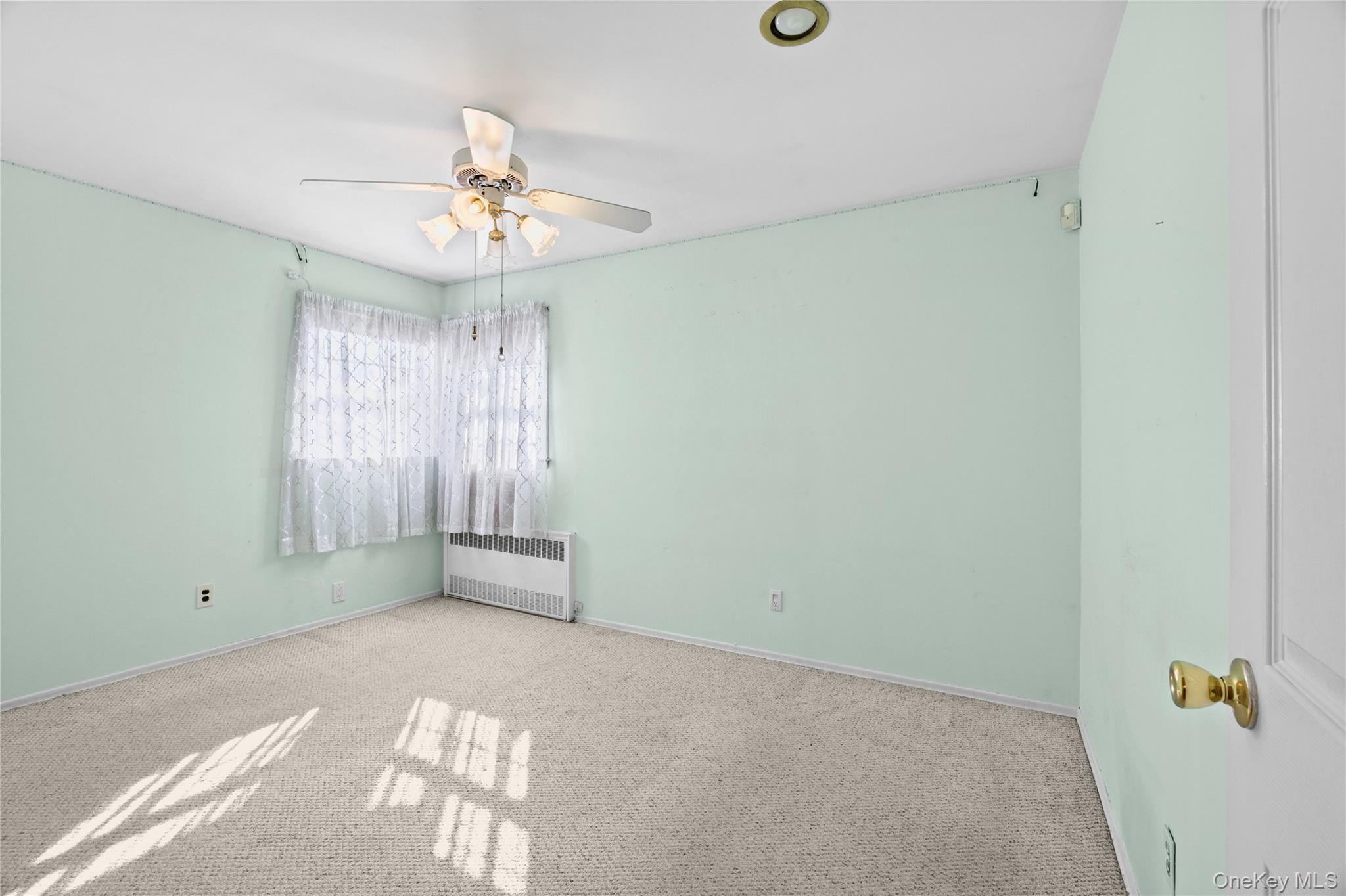 1296 Leslie Lane Property Photo 36