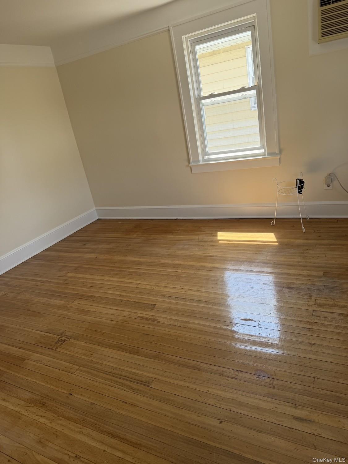 15 Miller Street Upper Property Photo 3
