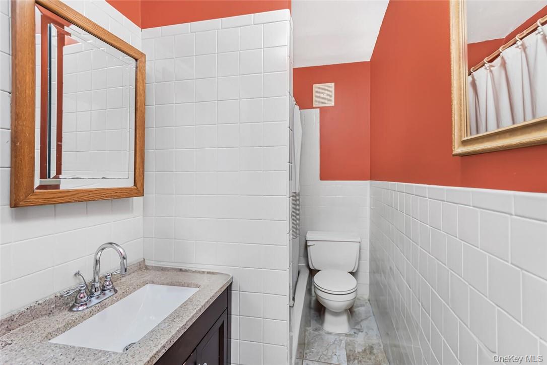 451 W 258th Street Property Photo 13