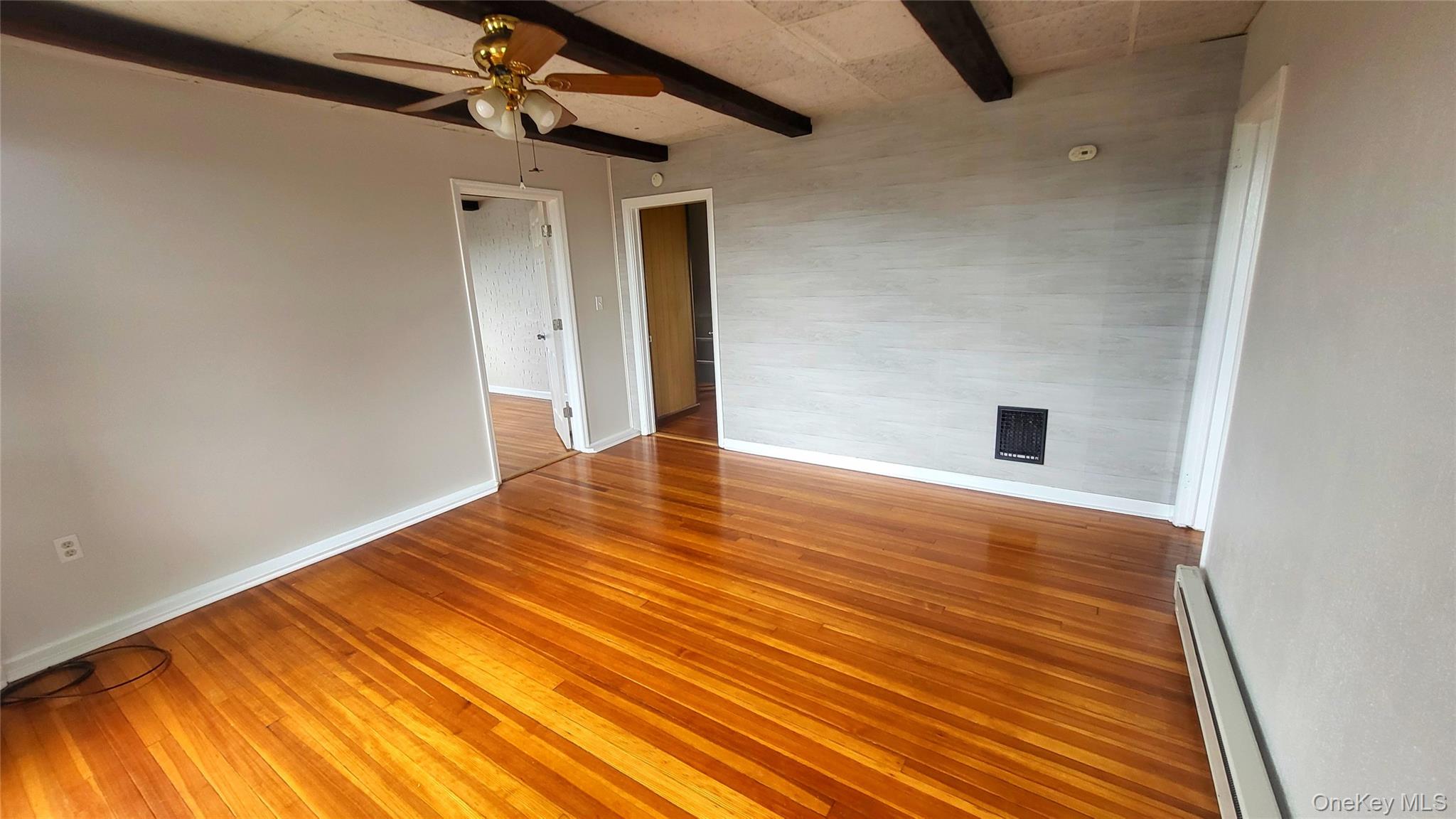 37 Roosevelt Ave-apt 2 Property Photo 4