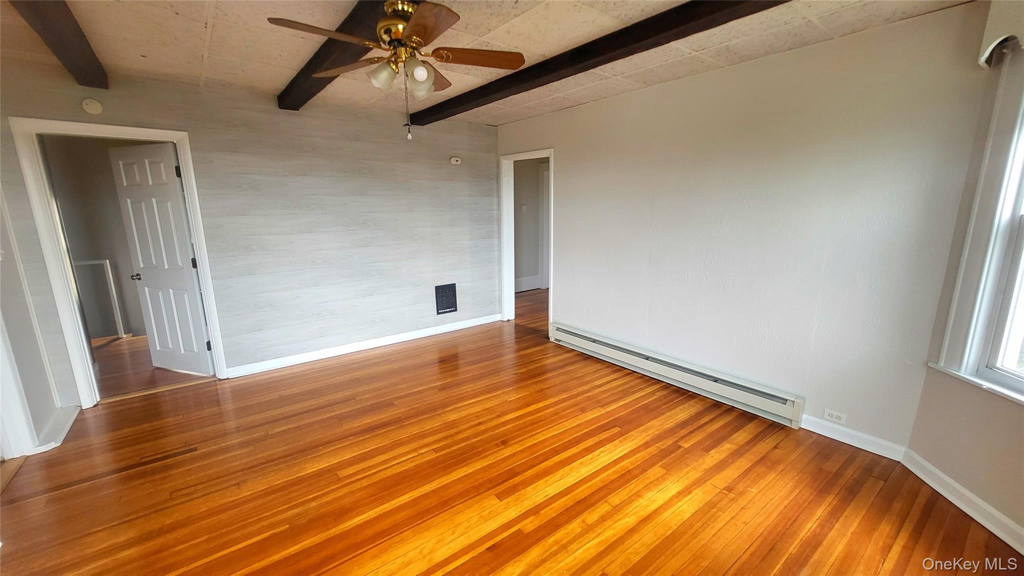 37 Roosevelt Ave-apt 2 Property Photo 6