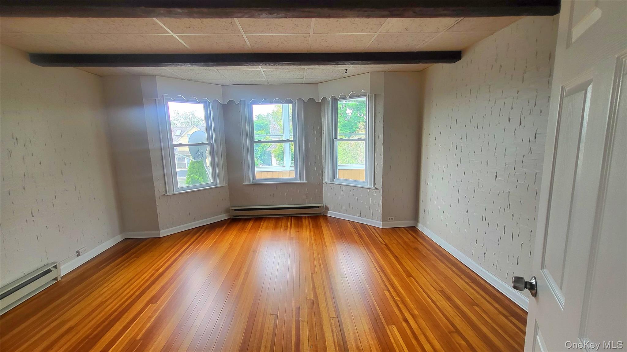 37 Roosevelt Ave-apt 2 Property Photo 7