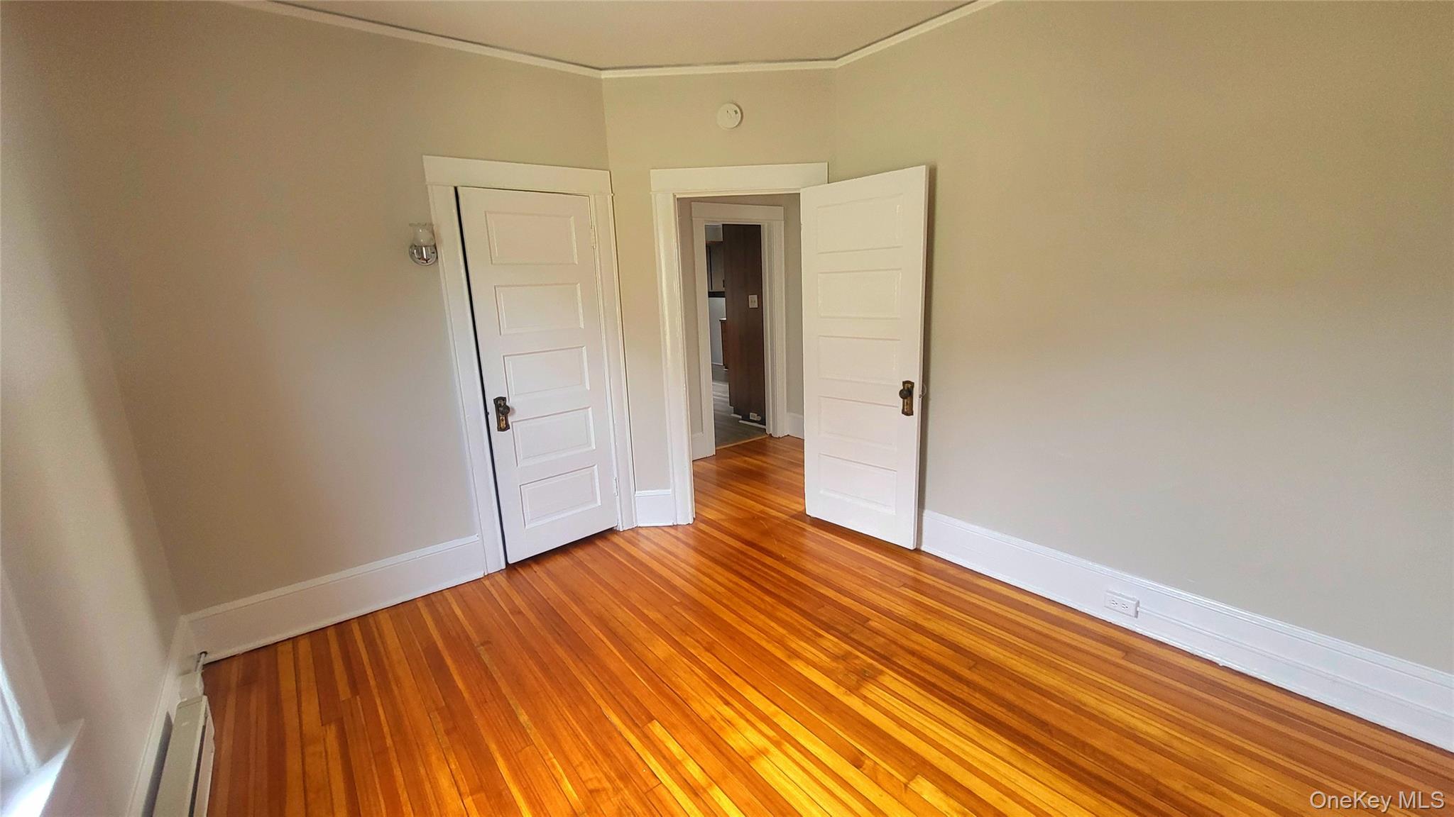 37 Roosevelt Ave-apt 2 Property Photo 12