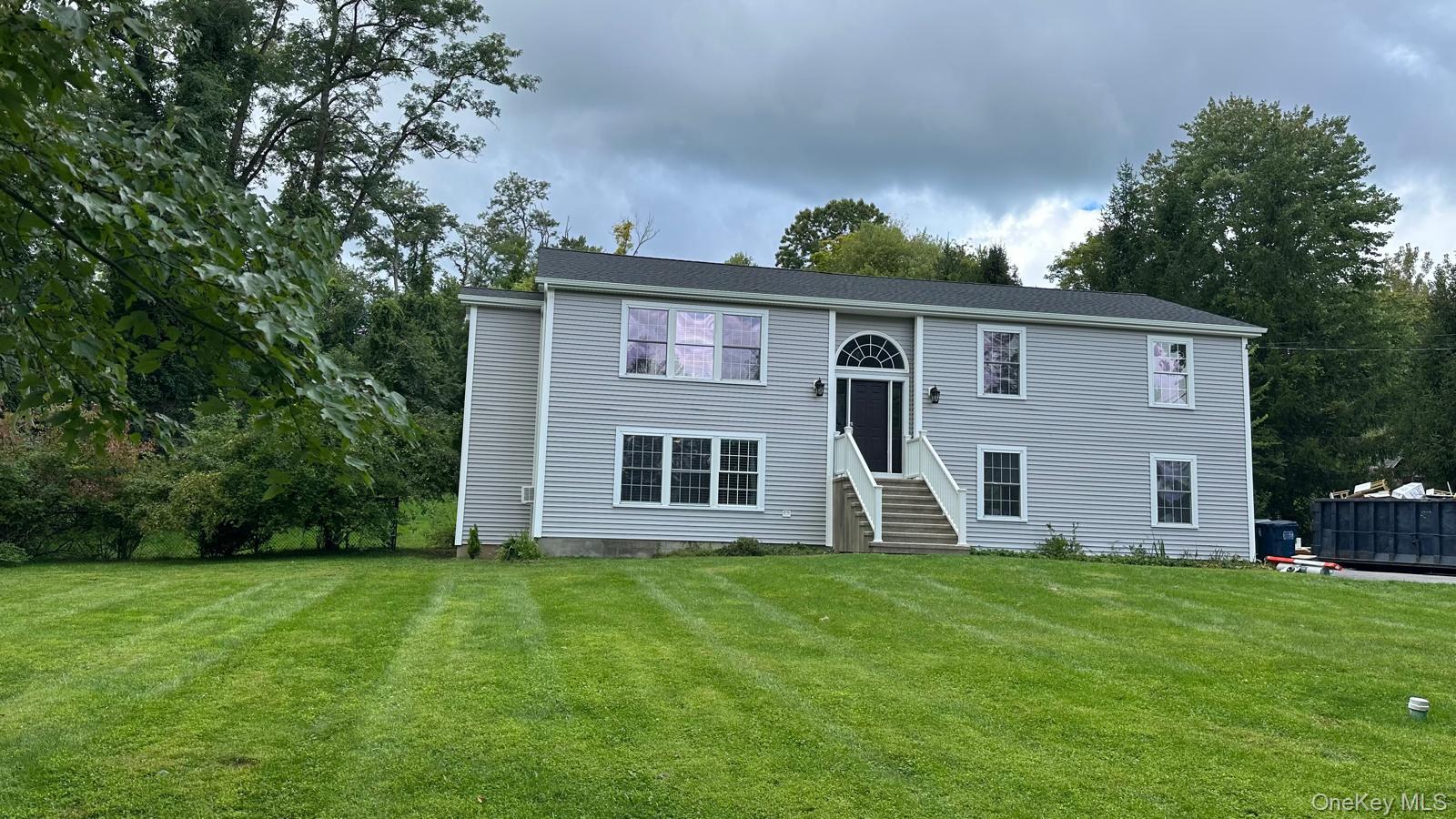 5 Meadow Drive Property Photo 1