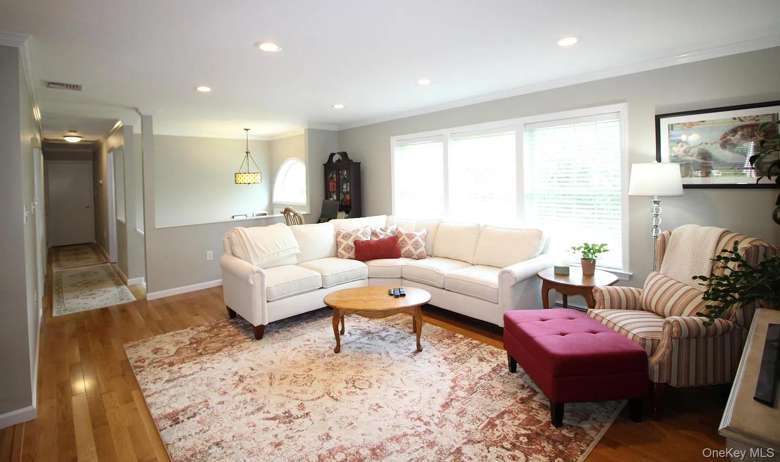 5 Meadow Drive Property Photo 6